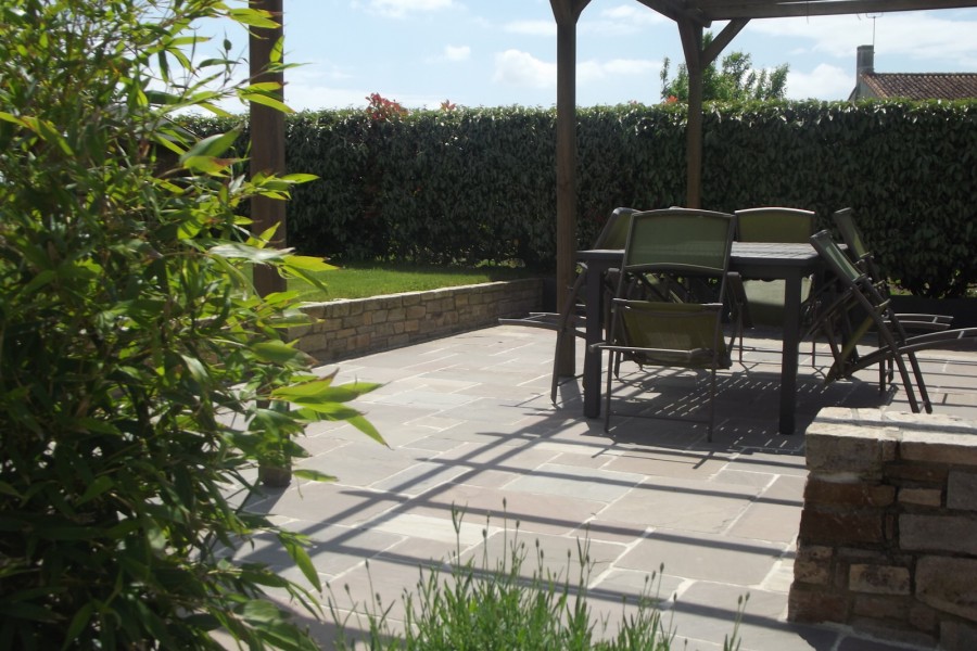Comment préparer sa terrasse pour la belle saison ?