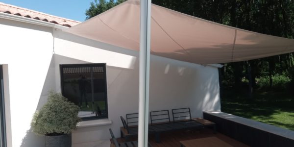 voile-d-ombrage-terrasse-id2b-paysage-1 voile-d-ombrage-terrasse-id2b-paysage-1