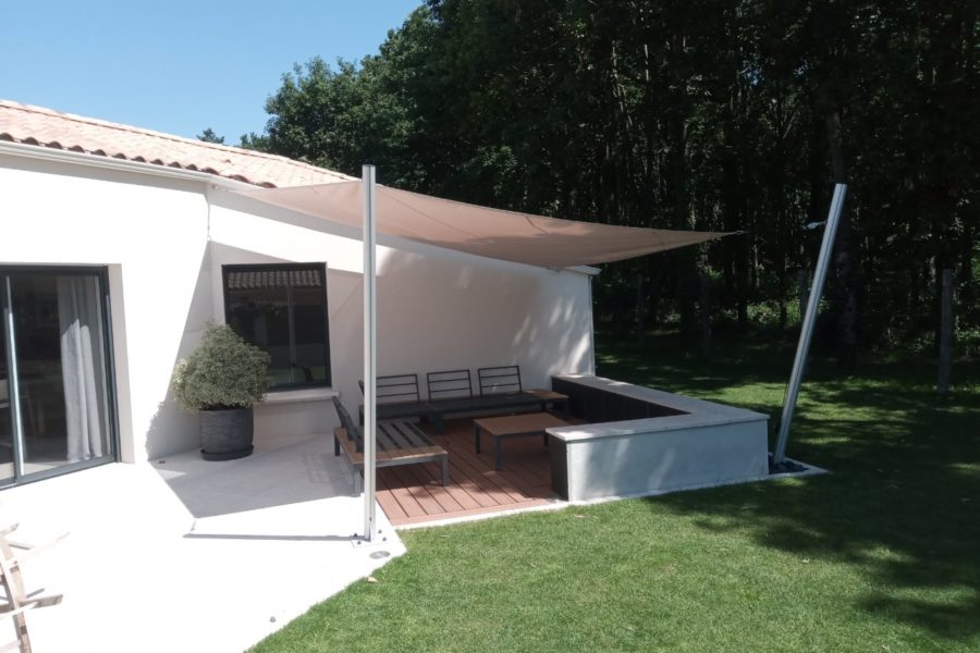 La voile d’ombrage : l’alliance du design et de la protection solaire