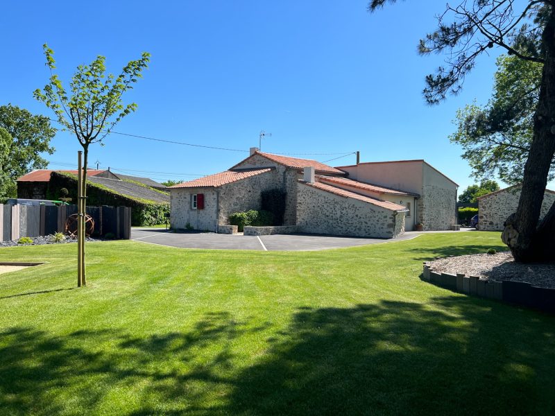 realisation-id2b-roussay-amenagement-paysager-leroux-2